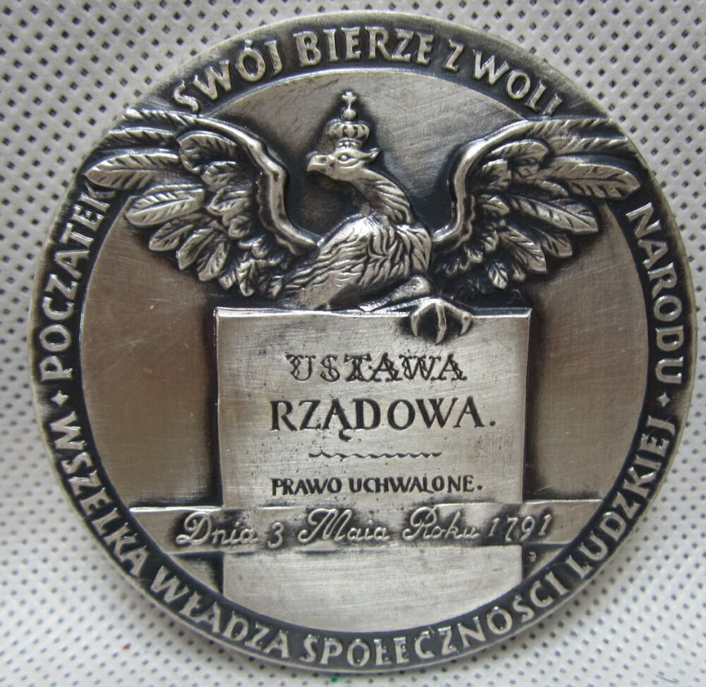 Popularny medal Rocznicy Konstytucji 3 maja